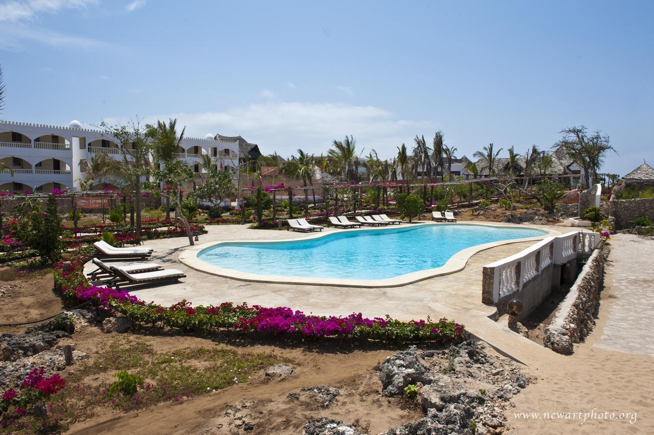Jumbo Watamu Hotell Eksteriør bilde