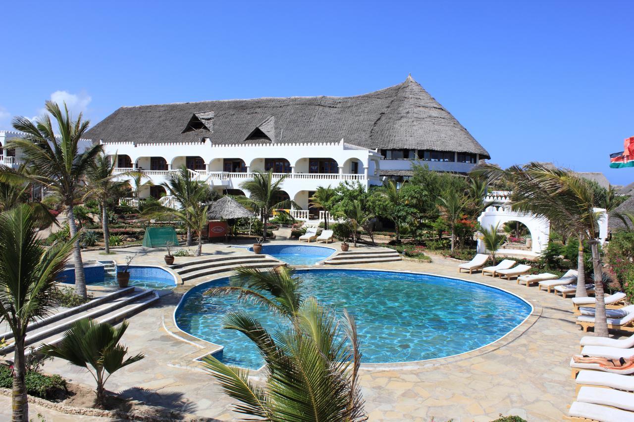 Jumbo Watamu Hotell Eksteriør bilde