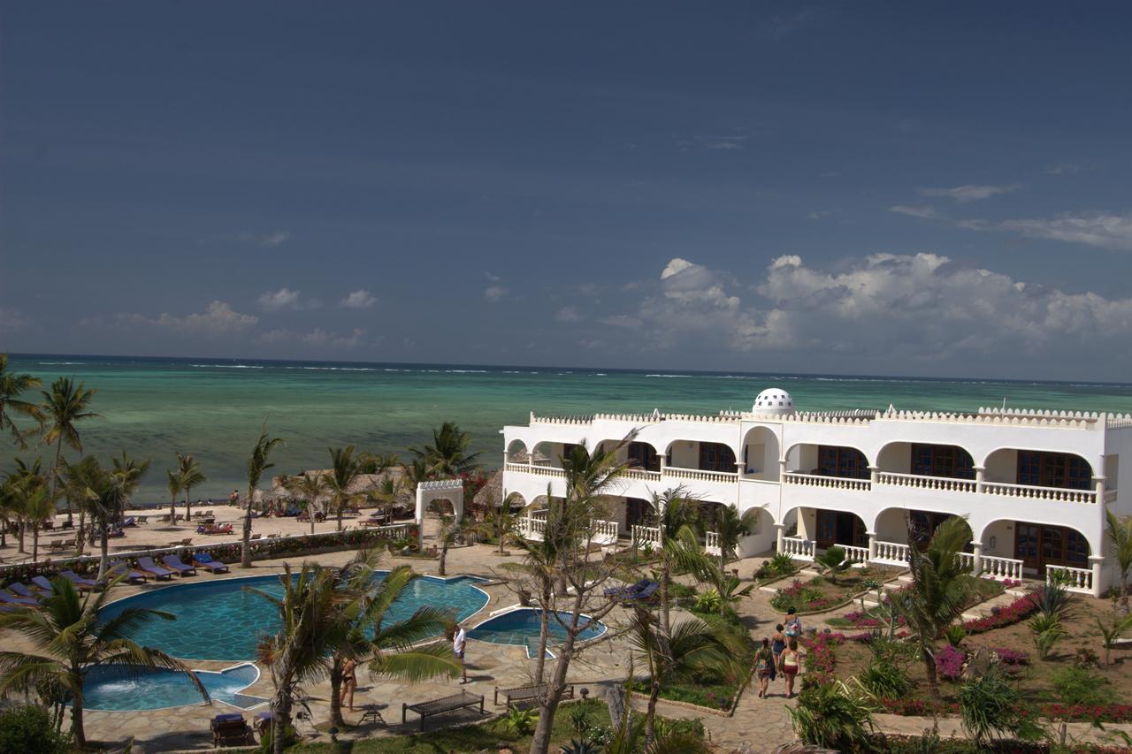 Jumbo Watamu Hotell Eksteriør bilde